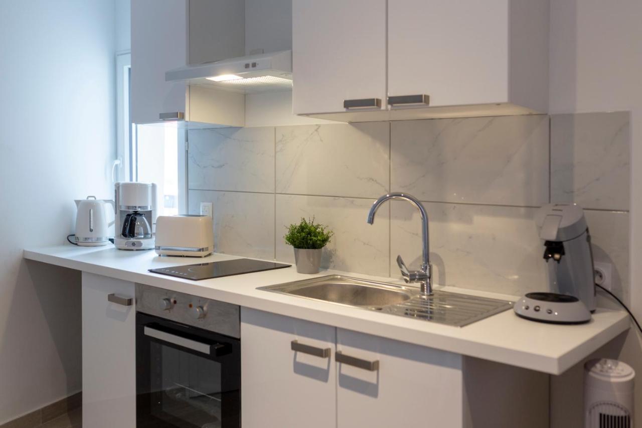 Apartamento LOC TROTTEUR LE FLEUR DES CHAMPS F2 cosy, gare SNCF de Lourdes Exterior foto